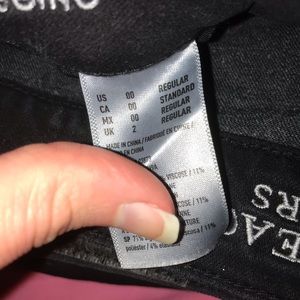 American Eagle Super Stretch Black Jegging in 00